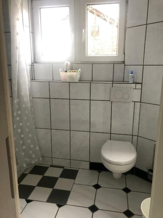 Juna Karlsruhe Extérieur photo