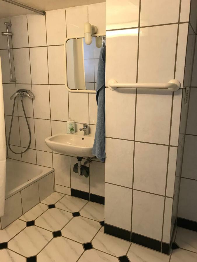 Juna Karlsruhe Extérieur photo