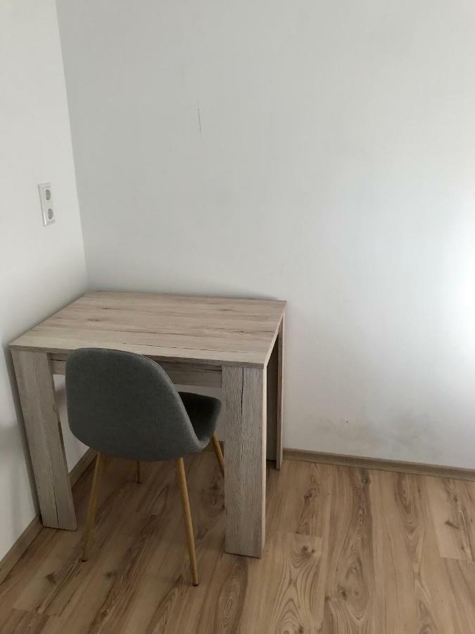 Juna Karlsruhe Extérieur photo